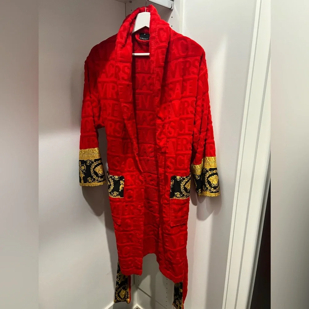 Versace robe - Picture 1 of 5